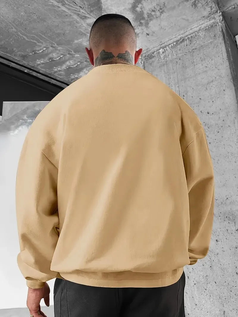 The new men's round-neck hoodie for Spring and Autumn