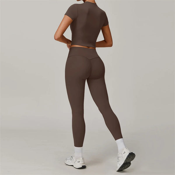 Women's Yoga Set - Detail View | ARINZE