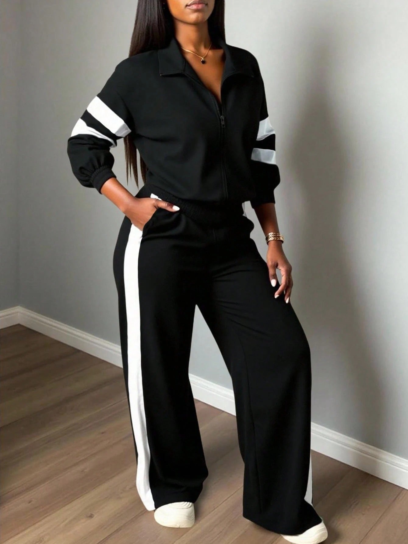 Colorblock Zip-Up Two-Piece Set – Women’s Plus Size Sporty Lounge Outfit | ARINZE Fashion