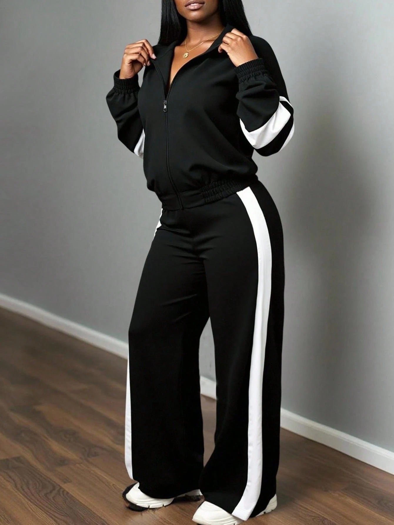 Colorblock Zip-Up Two-Piece Set – Women’s Plus Size Sporty Lounge Outfit | ARINZE Fashion